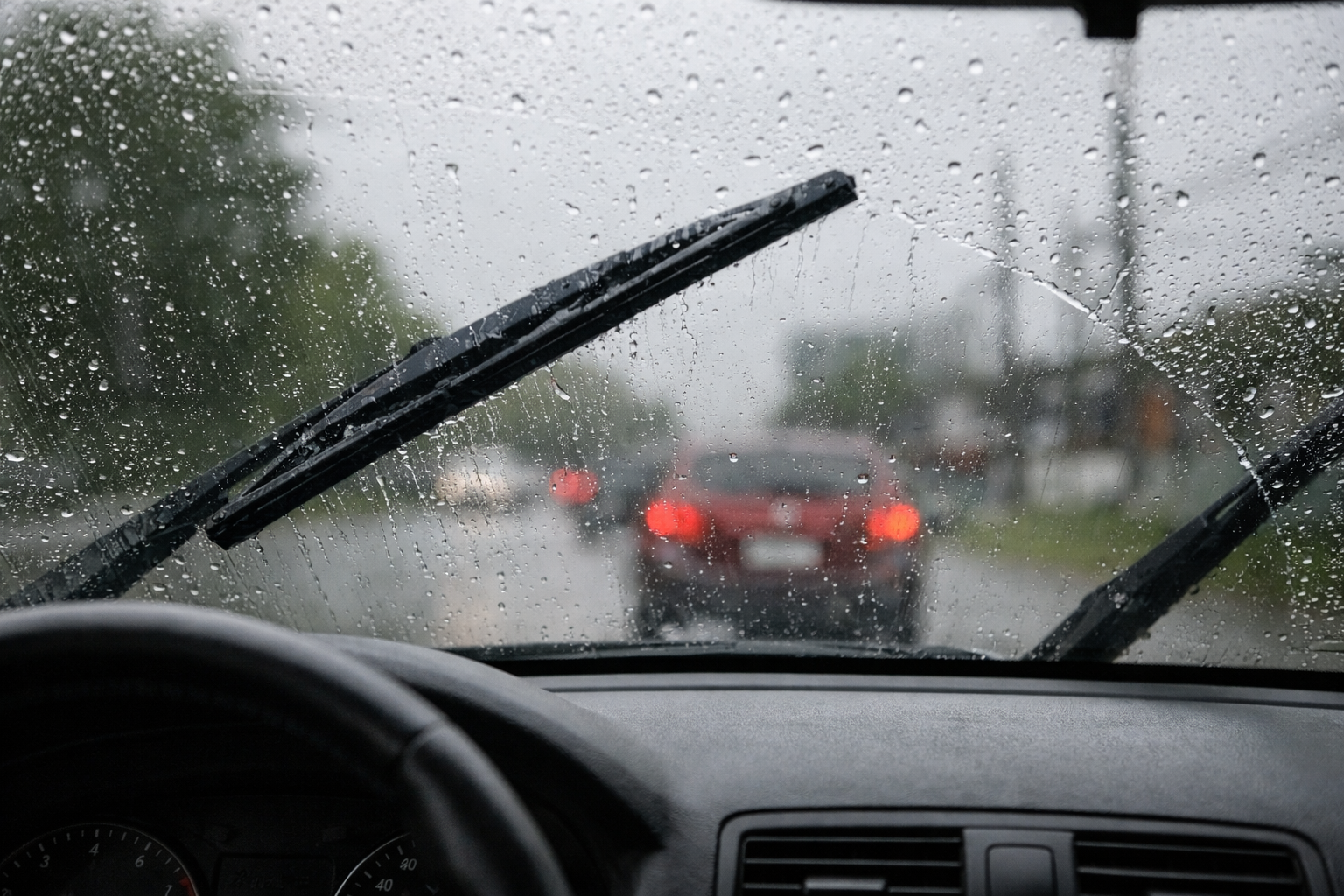 Signs It's Time to Change Your Wiper Blades